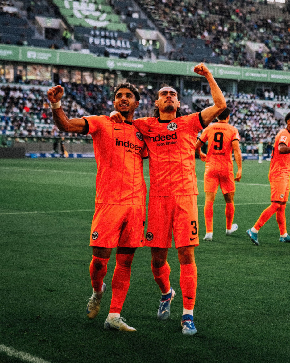 法兰克福主场告捷,小组赛晋级欧罗巴杯强的简单介绍 法兰克福主场告捷,小组赛晋级欧罗巴杯强的简单介绍