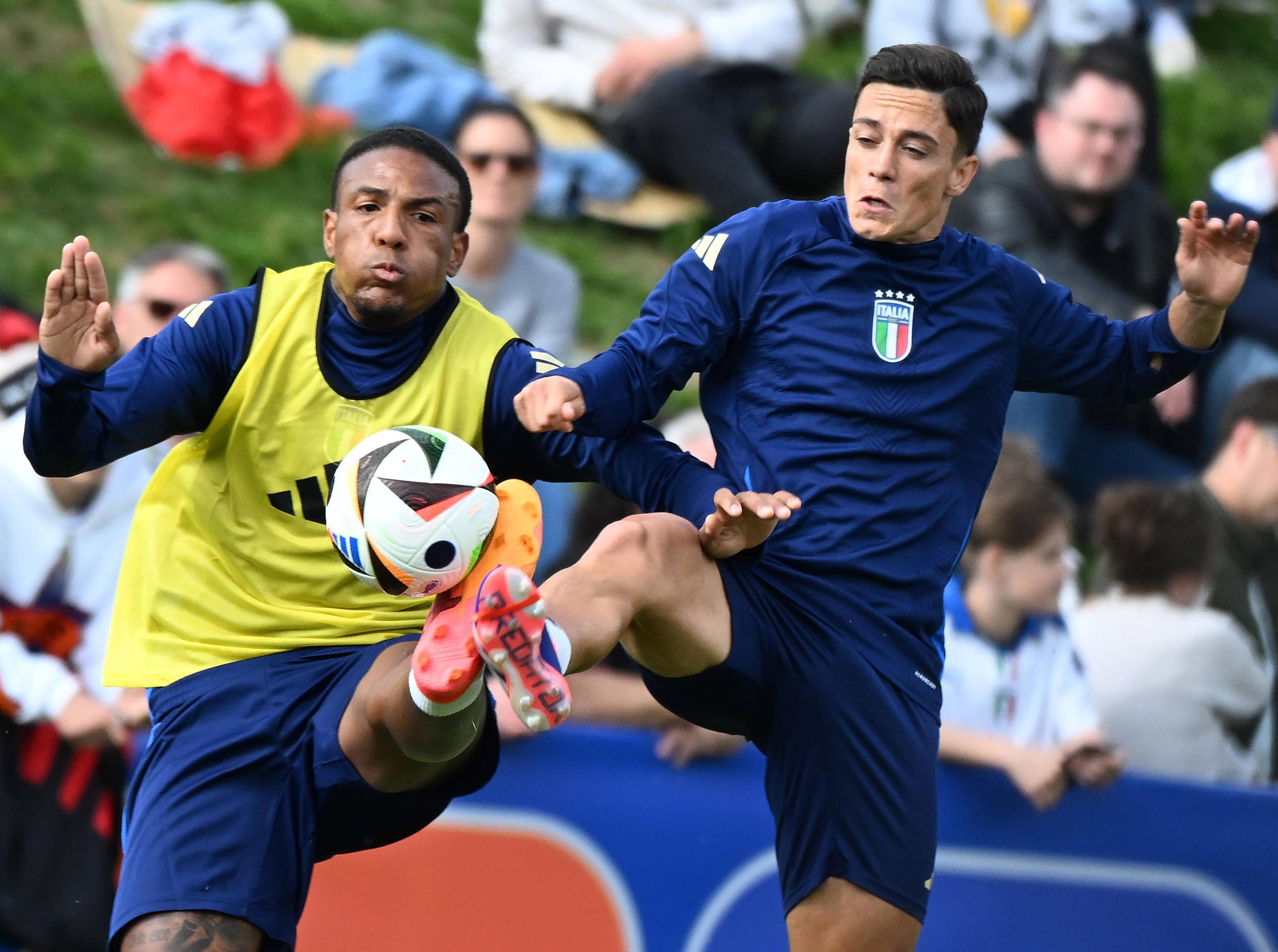 欧洲国家队球员状态火热，备战大赛