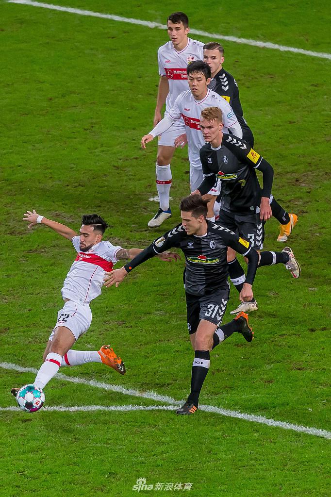弗赖堡球员群英荟萃,为德国足坛增光添彩 弗赖堡球员群英荟萃,为德国足坛增光添彩