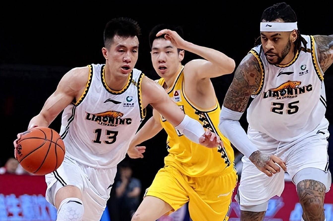 辽宁男篮实力抢眼,横扫对手 辽宁男篮实力抢眼,横扫对手